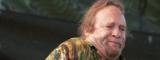 STEPHEN 
STILLS